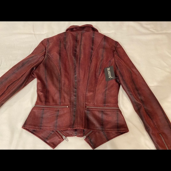 BlankNYC textured croc faux suede jkt - Picture 5 of 5